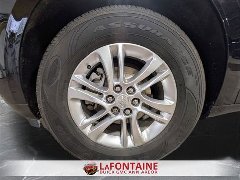 Certified 2019 Buick Enclave Essence image 32