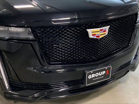 Used 2023 Cadillac Escalade Sport Platinum image 33