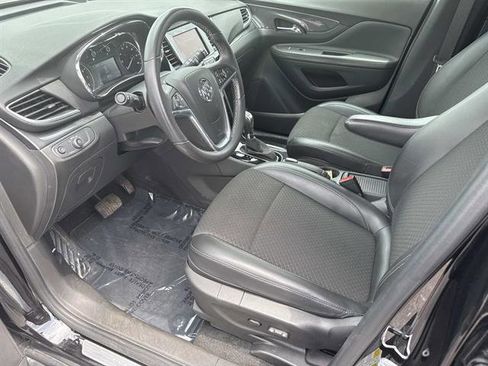 Used 2022 Buick Encore Preferred FWD image 12