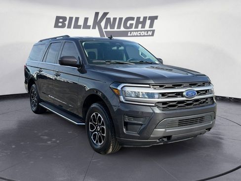 Used 2022 Ford Expedition Max XLT image 7
