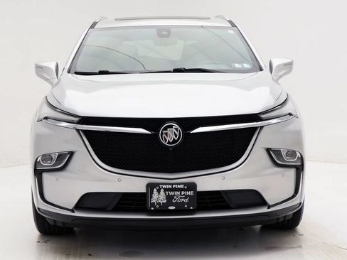 Used 2022 Buick Enclave Essence w/ Experience Buick Package AWD/4WD image 5