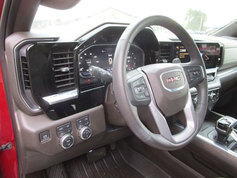 Used 2024 GMC Sierra 1500 SLT w/ SLT Premium Plus Package image 32