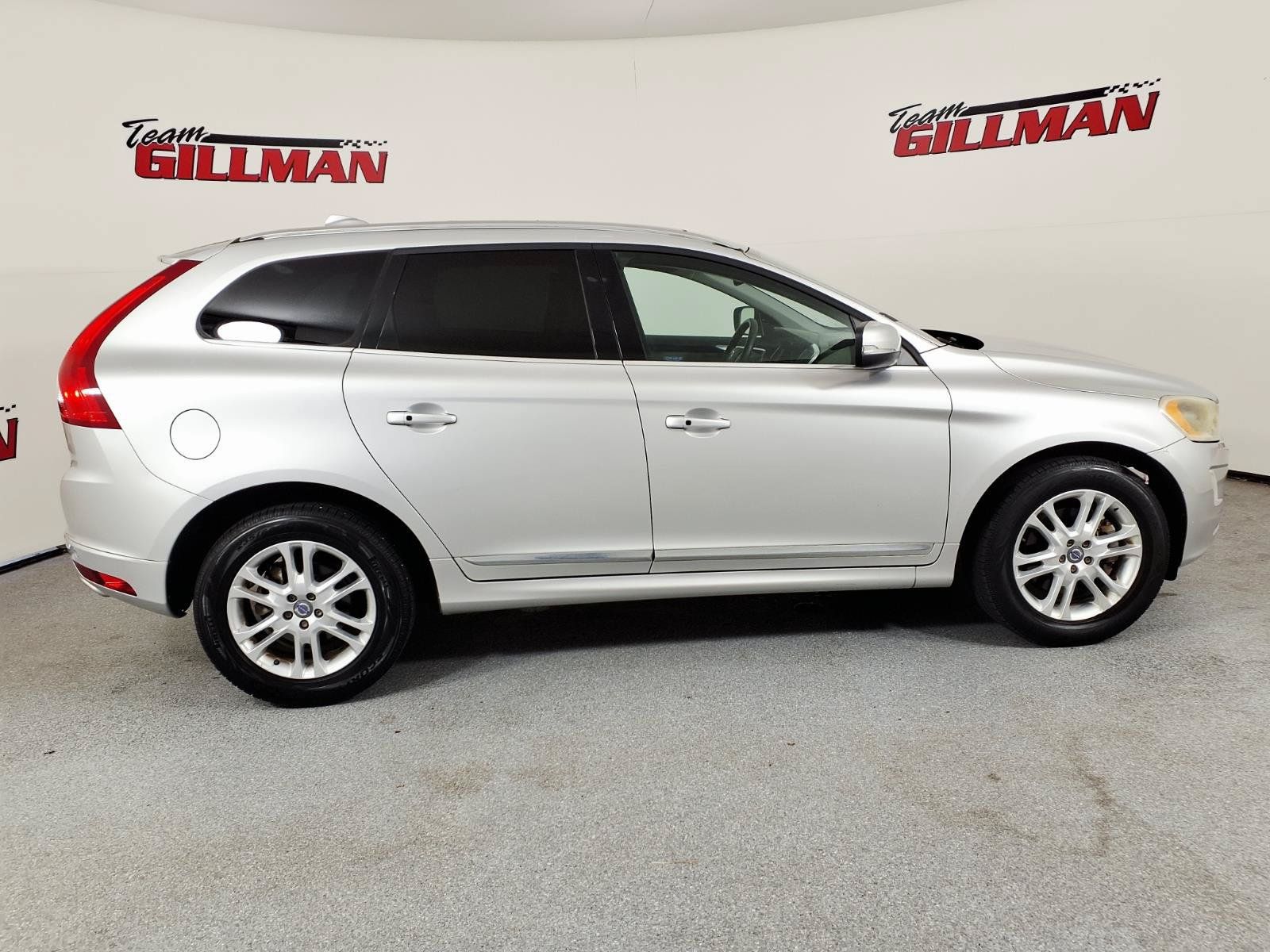 Used 2015 Volvo XC60 T5 Platinum FWD image 2