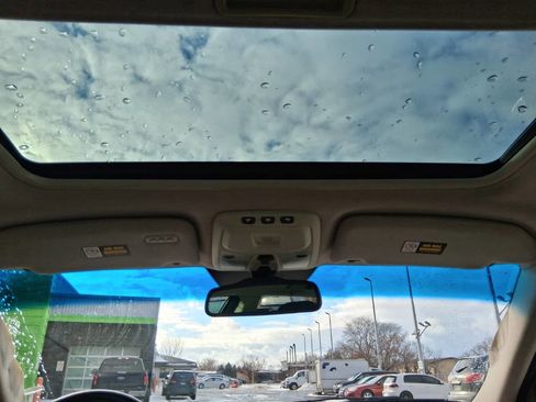 Used 2005 Volvo XC70 image 16