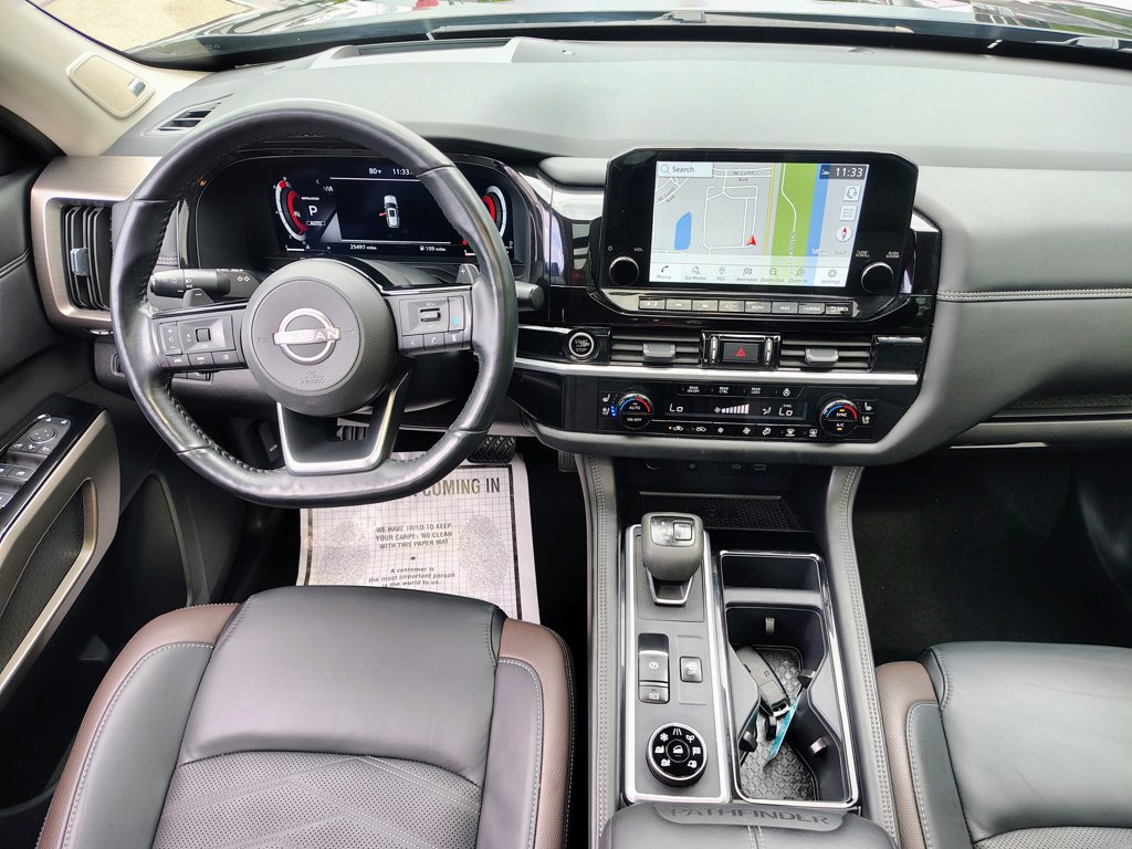 Used 2024 Nissan Pathfinder Platinum AWD/4WD image 46