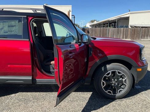 New 2025 Ford Bronco Sport Outer Banks AWD/4WD image 38