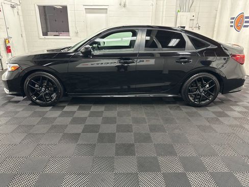 Used 2025 Honda Civic Sport image 6