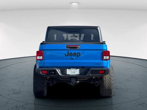 Used 2021 Jeep Gladiator Sport image 7