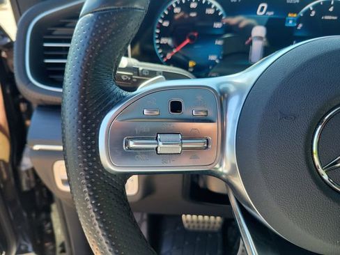 Used 2023 Mercedes-Benz GLS 450 4MATIC image 18
