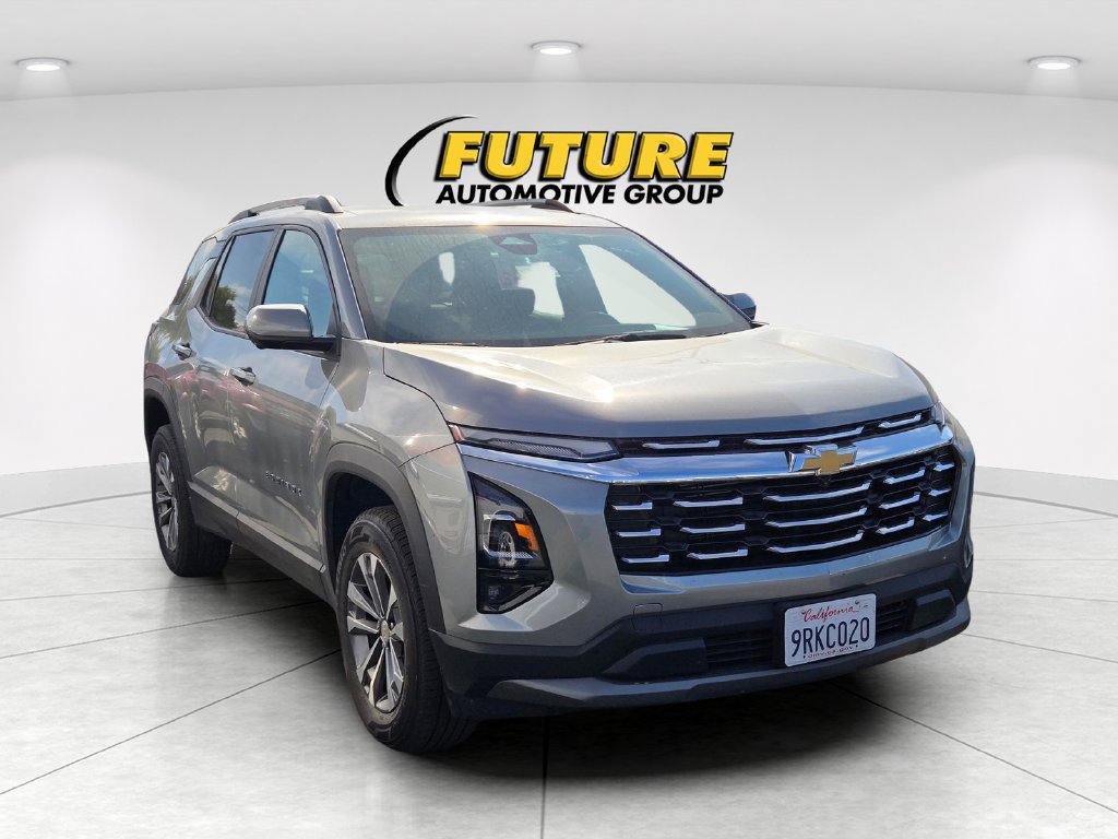 Used 2025 Chevrolet Equinox LT w/ Convenience Package II FWD image 1