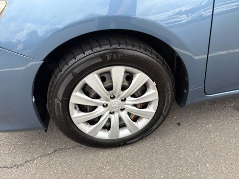 Used 2013 Toyota Corolla LE FWD image 12