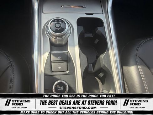 Used 2023 Ford Explorer XLT w/ Equipment Group 202A AWD/4WD image 25