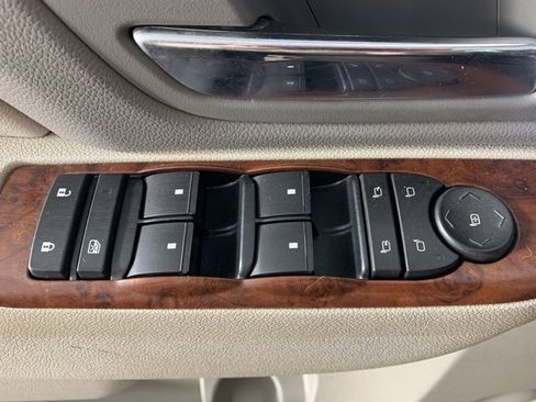 Used 2011 GMC Sierra 2500 SLT w/ SLT Convenience Package image 27