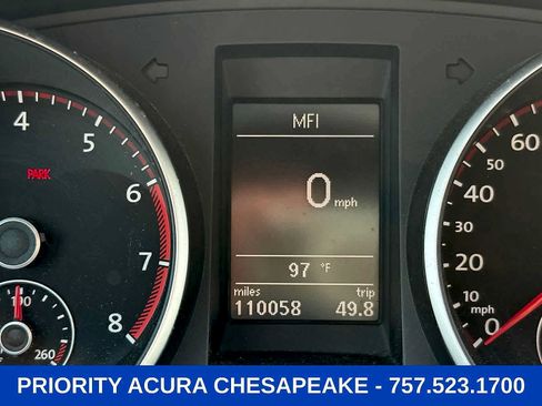 Used 2012 Volkswagen GTI 4-Door FWD image 18