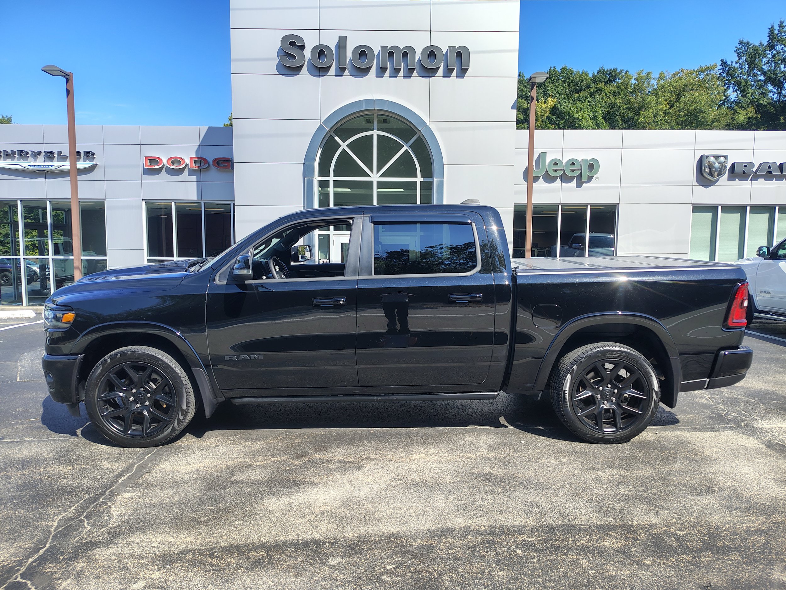 Used 2026 RAM 1500 Laramie w/ Night Edition AWD/4WD image 1