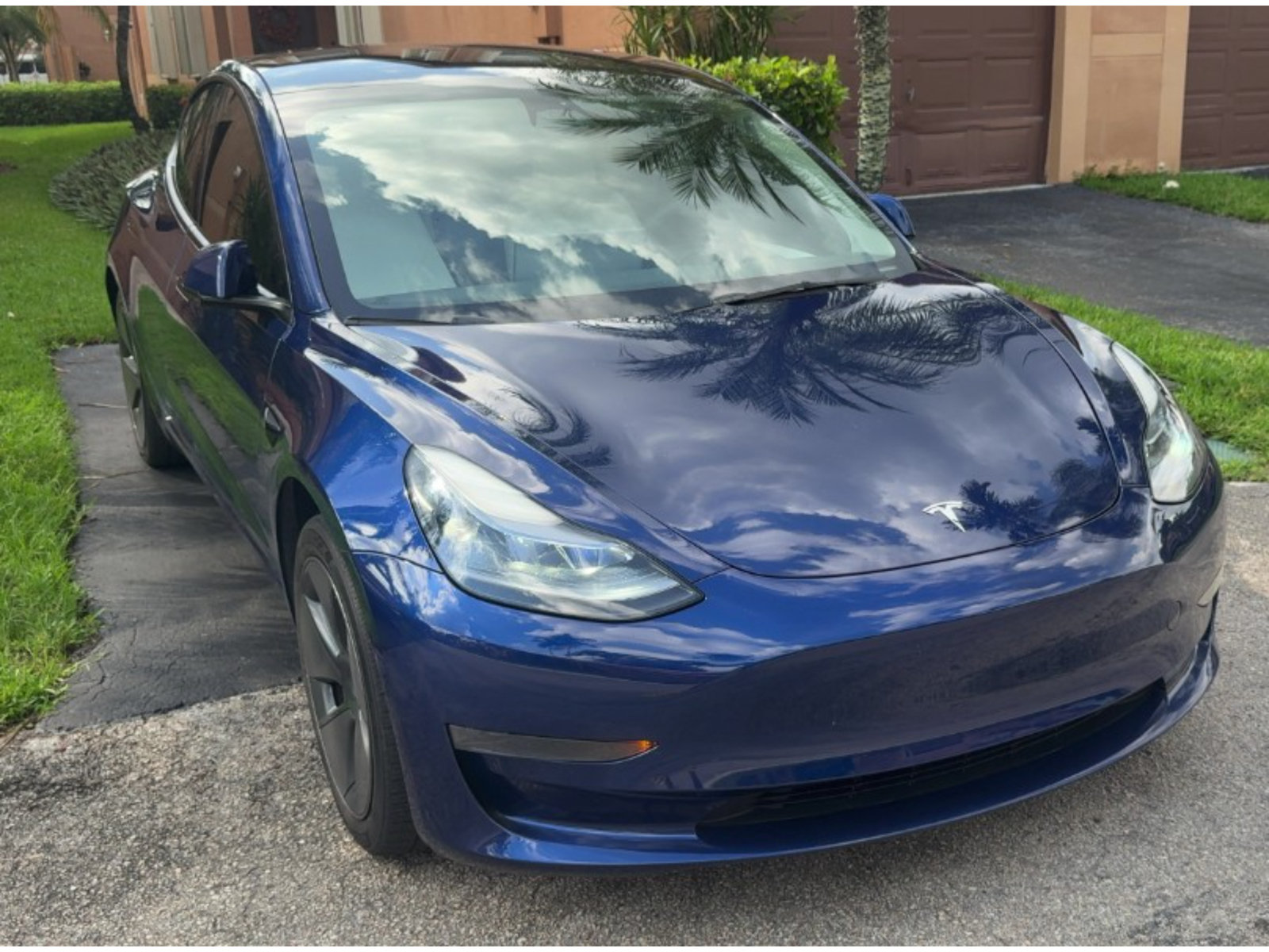 Used 2023 Tesla Model 3 Standard Range RWD image 4