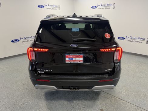 Used 2025 Ford Explorer Platinum w/ LUX Leather Package AWD/4WD image 33