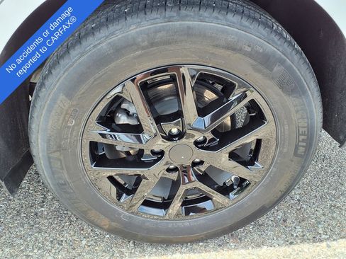 Used 2024 Chevrolet Equinox LS w/ LS Convenience Package FWD image 10