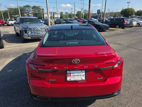 Used 2025 Toyota Camry XLE w/ Premium Plus Package FWD image 6