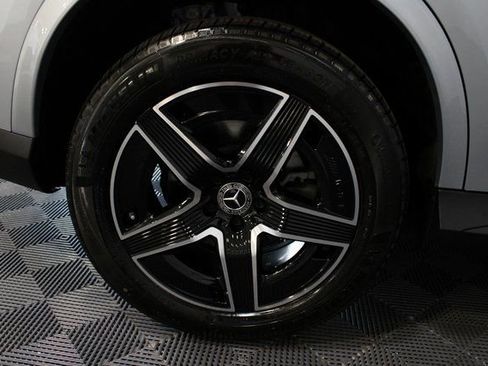 New 2025 Mercedes-Benz GLC 300 4MATIC image 41