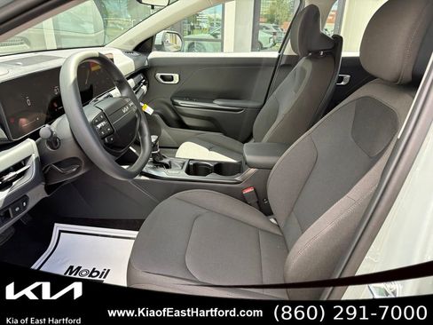 New 2026 Kia K4 FWD image 28