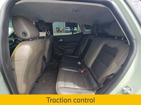 Used 2025 Chevrolet Trax ACTIV w/ Driver Confidence Package FWD image 14