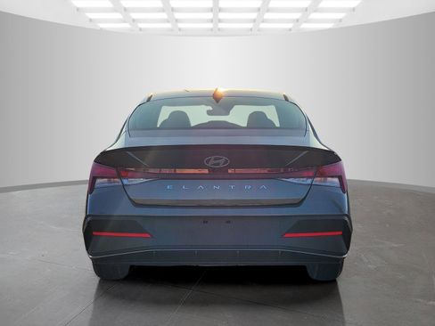 New 2026 Hyundai Elantra Sport image 4