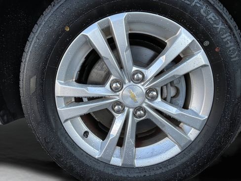 Used 2015 Chevrolet Equinox LS image 10