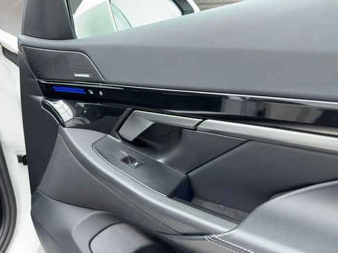 Used 2024 BMW 530i image 53