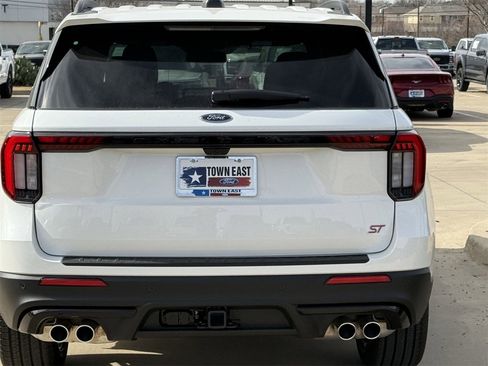 New 2026 Ford Explorer ST w/ Sun And Sound Package image 6