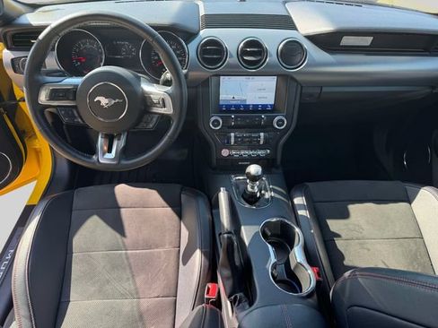 Used 2017 Ford Mustang GT Premium w/ Equipment Group 401A RWD image 17