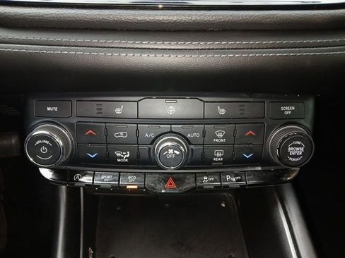 Used 2021 Dodge Durango SXT w/ Popular Equipment Group AWD/4WD image 28