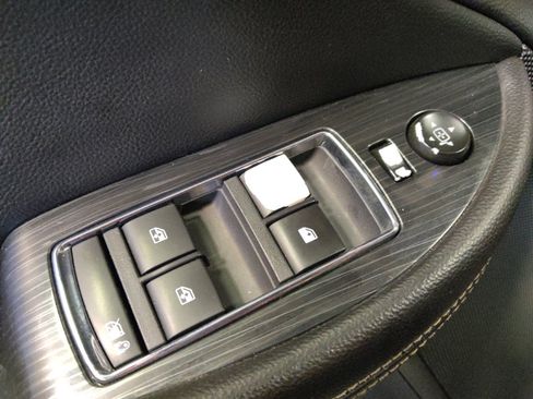 Used 2020 Chevrolet Impala LT FWD image 27