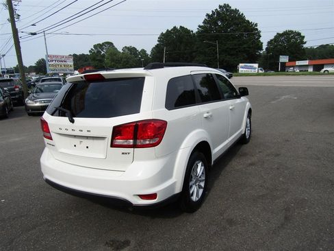 Used 2014 Dodge Journey SXT w/ Quick Order Package 22C FWD image 6