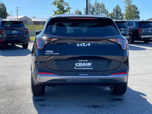 New 2026 Kia Sportage EX w/ EX Panorama Roof Package FWD image 6