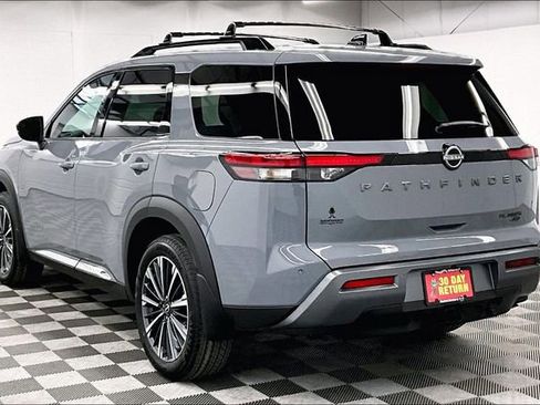 New 2026 Nissan Pathfinder Platinum image 4