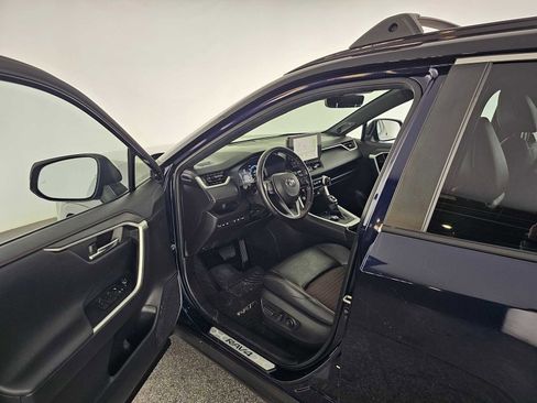 Used 2023 Toyota RAV4 XSE image 19