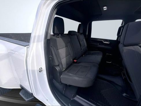 Used 2024 Chevrolet Silverado 3500 LT image 27