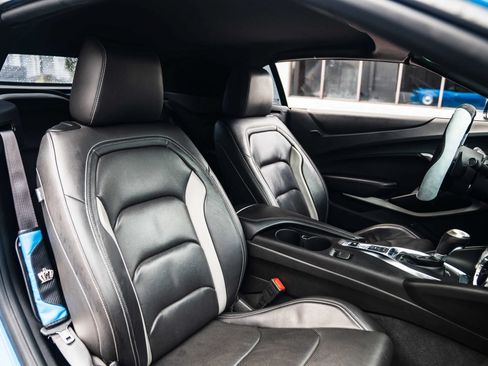 Used 2023 Chevrolet Camaro LT RWD image 23
