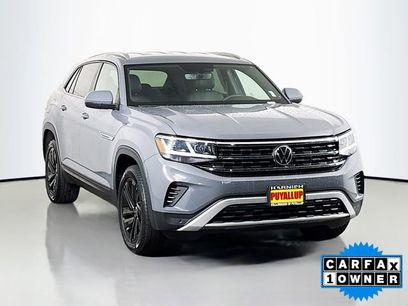 Used 2023 Volkswagen Atlas Cross Sport SE w/ Black Wheel Package