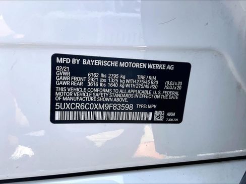 Used 2021 BMW X5 xDrive40i w/ M Sport Package AWD/4WD image 38