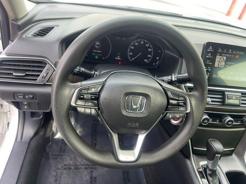 Used 2018 Honda Accord EX image 21