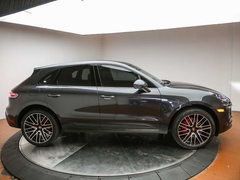 Certified 2025 Porsche Macan S AWD/4WD image 4