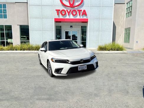 Used 2023 Honda Civic Touring image 1