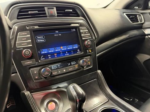 Used 2022 Nissan Maxima Platinum FWD image 18