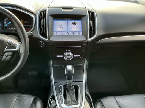 Used 2017 Ford Edge Titanium image 11
