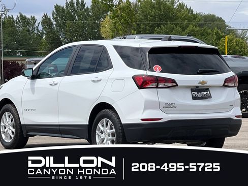 Used 2022 Chevrolet Equinox LS w/ LS Convenience Package AWD/4WD image 6