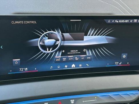 Used 2025 BMW X3 xDrive30i w/ Premium Package image 19