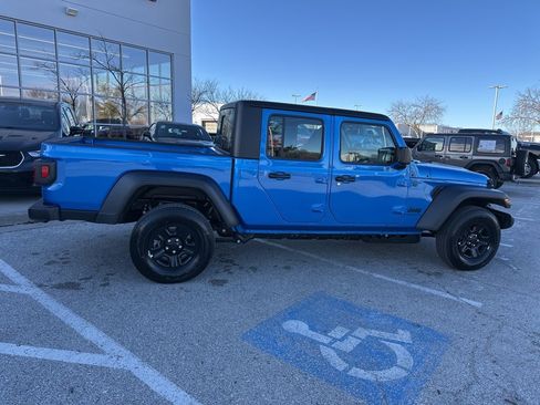 New 2026 Jeep Gladiator Sport image 34