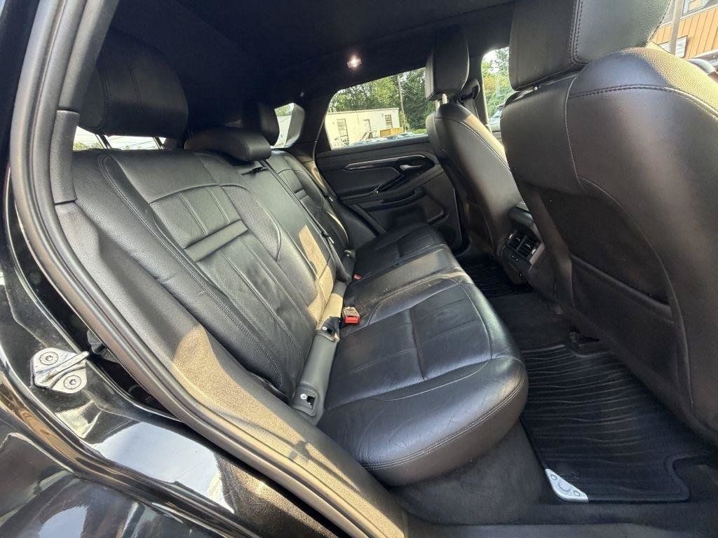Used 2020 Land Rover Range Rover Evoque SE AWD/4WD image 18